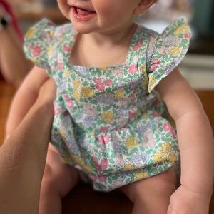 Adorable liberty print romper / bubble from Baby Gap. 6-12months.